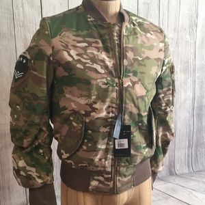 American Stitch dk camo bomber jacket